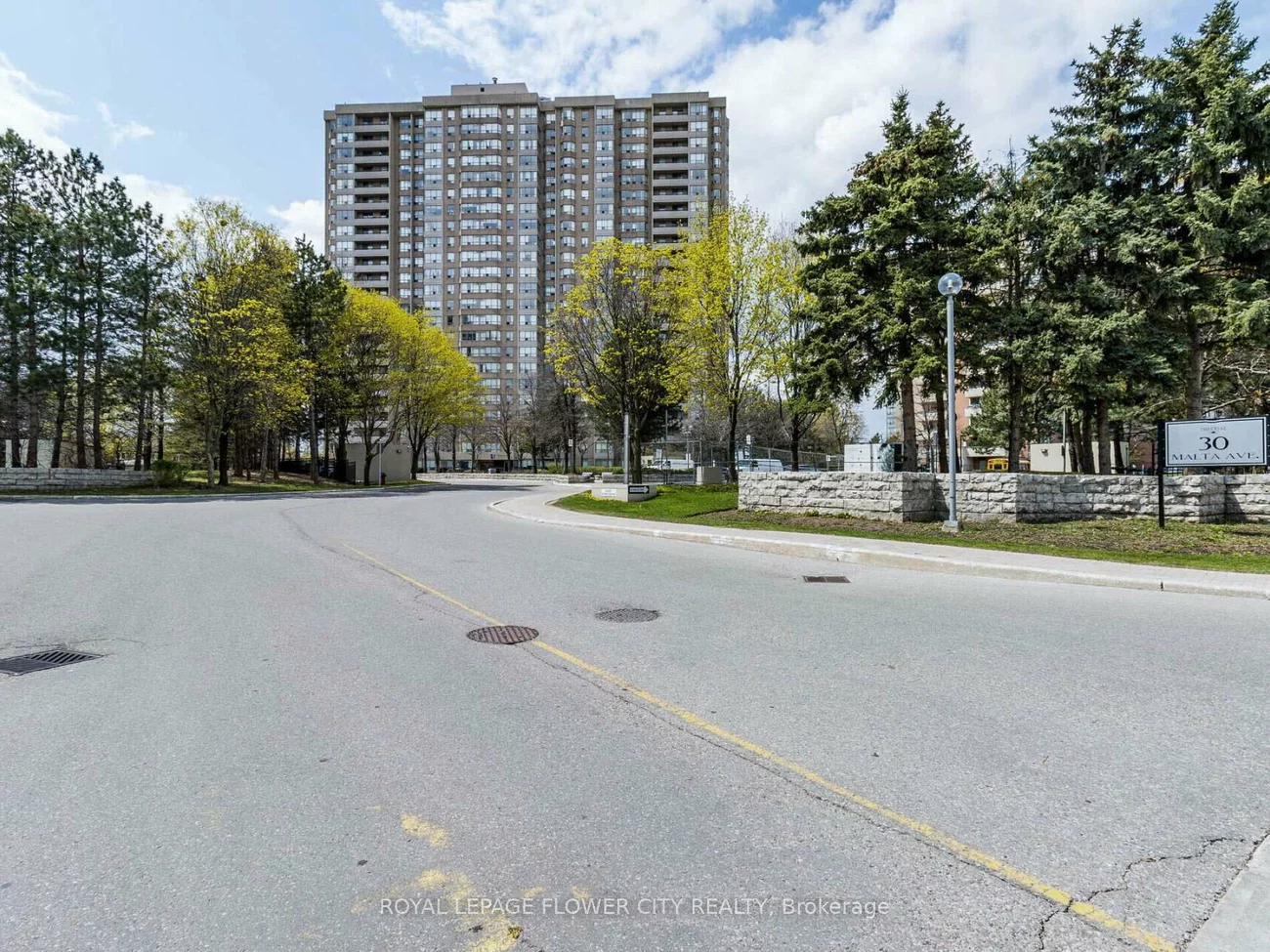 30, Malta, Fletcher's Creek South, Brampton
