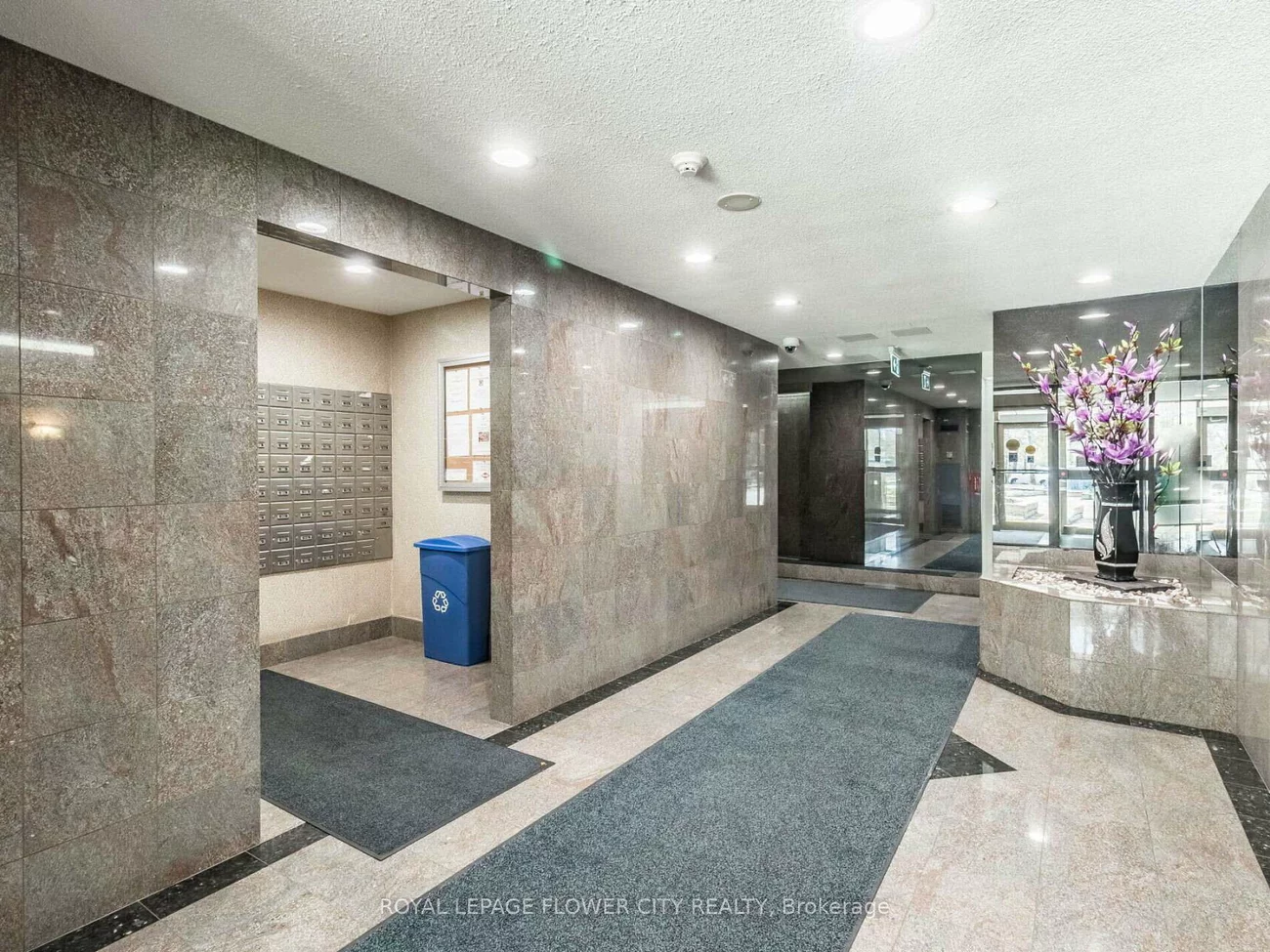 30, Malta, Fletcher's Creek South, Brampton