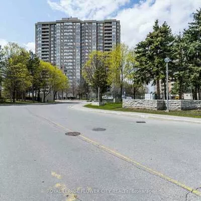 30, Malta, Fletcher's Creek South, Brampton
