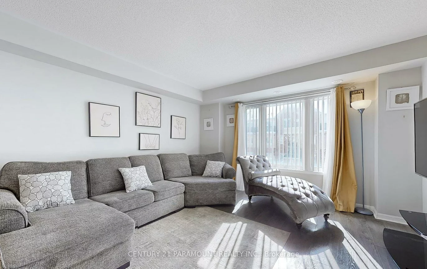 250, Sunny Meadow, Sandringham-Wellington, Brampton