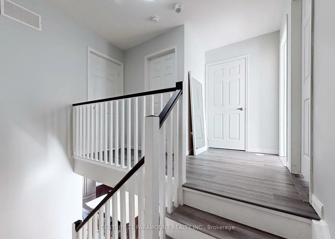 250, Sunny Meadow, Sandringham-Wellington, Brampton
