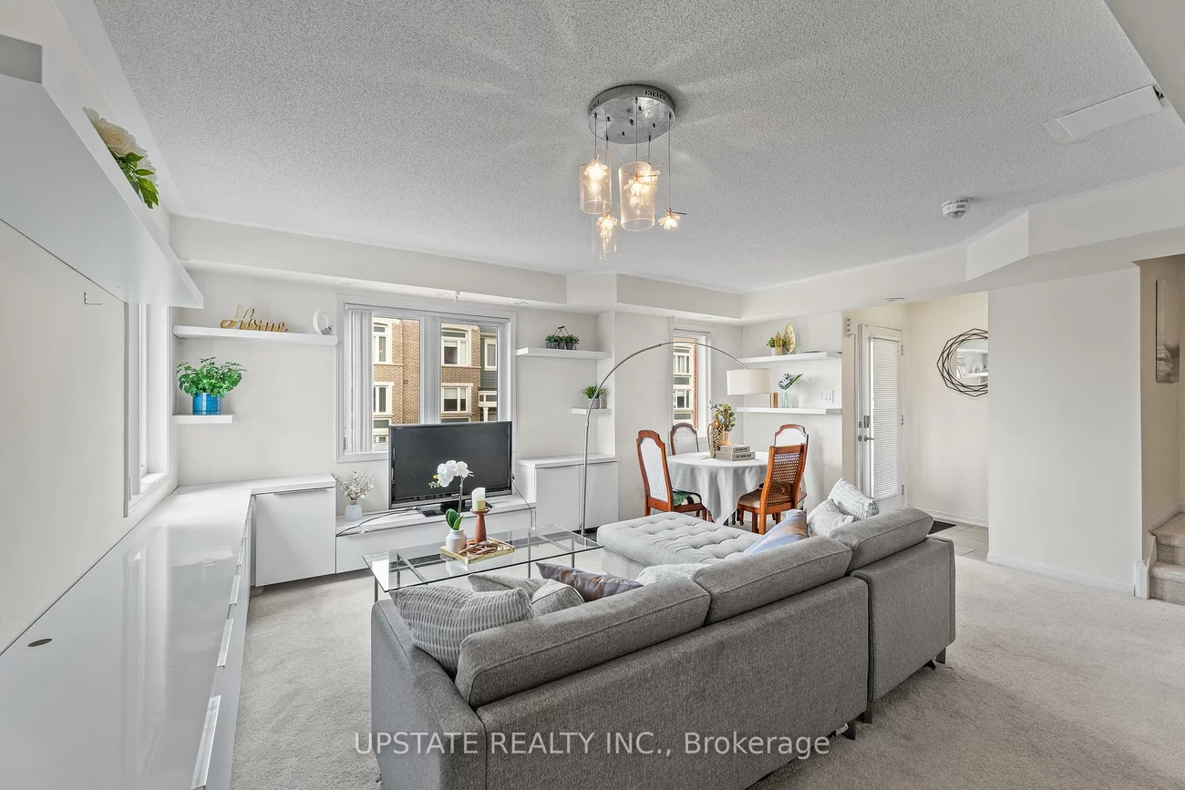 250, Sunny Meadow, Sandringham-Wellington, Brampton