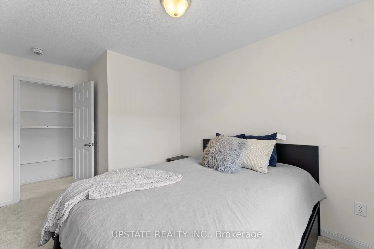 250, Sunny Meadow, Sandringham-Wellington, Brampton