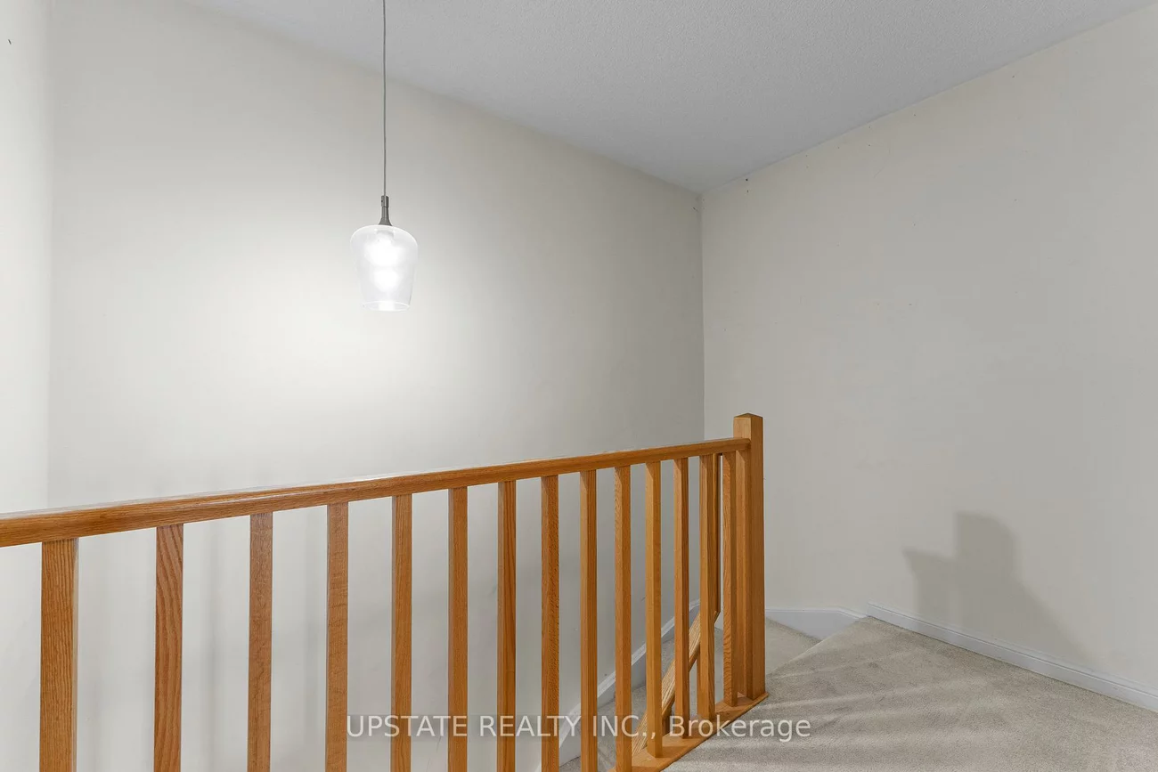 250, Sunny Meadow, Sandringham-Wellington, Brampton