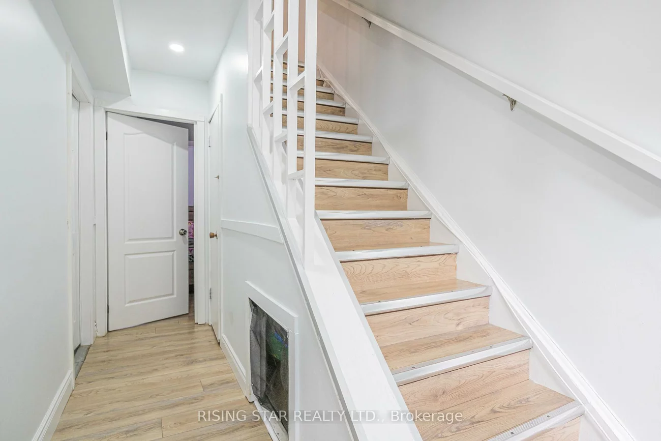 66, Enmount, Southgate, Brampton