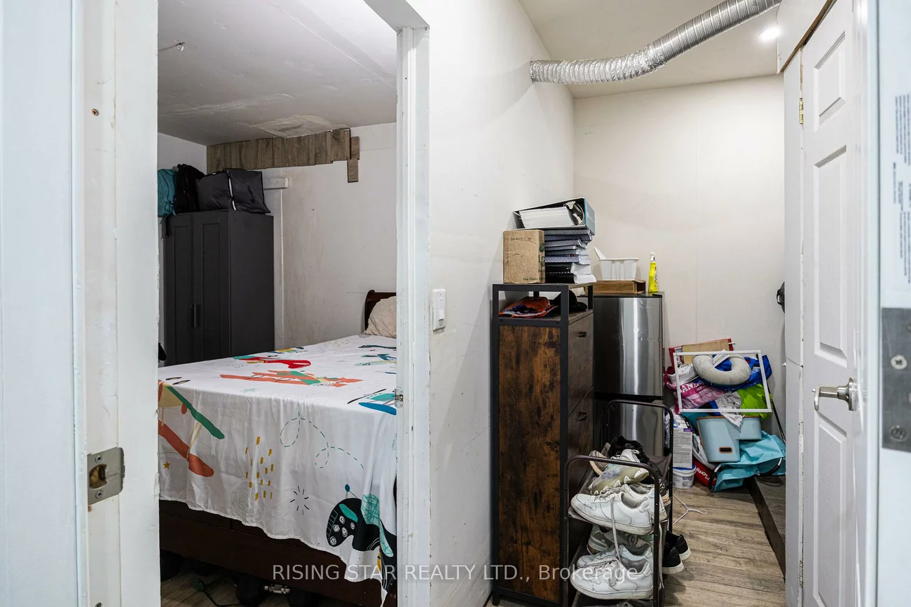 66, Enmount, Southgate, Brampton