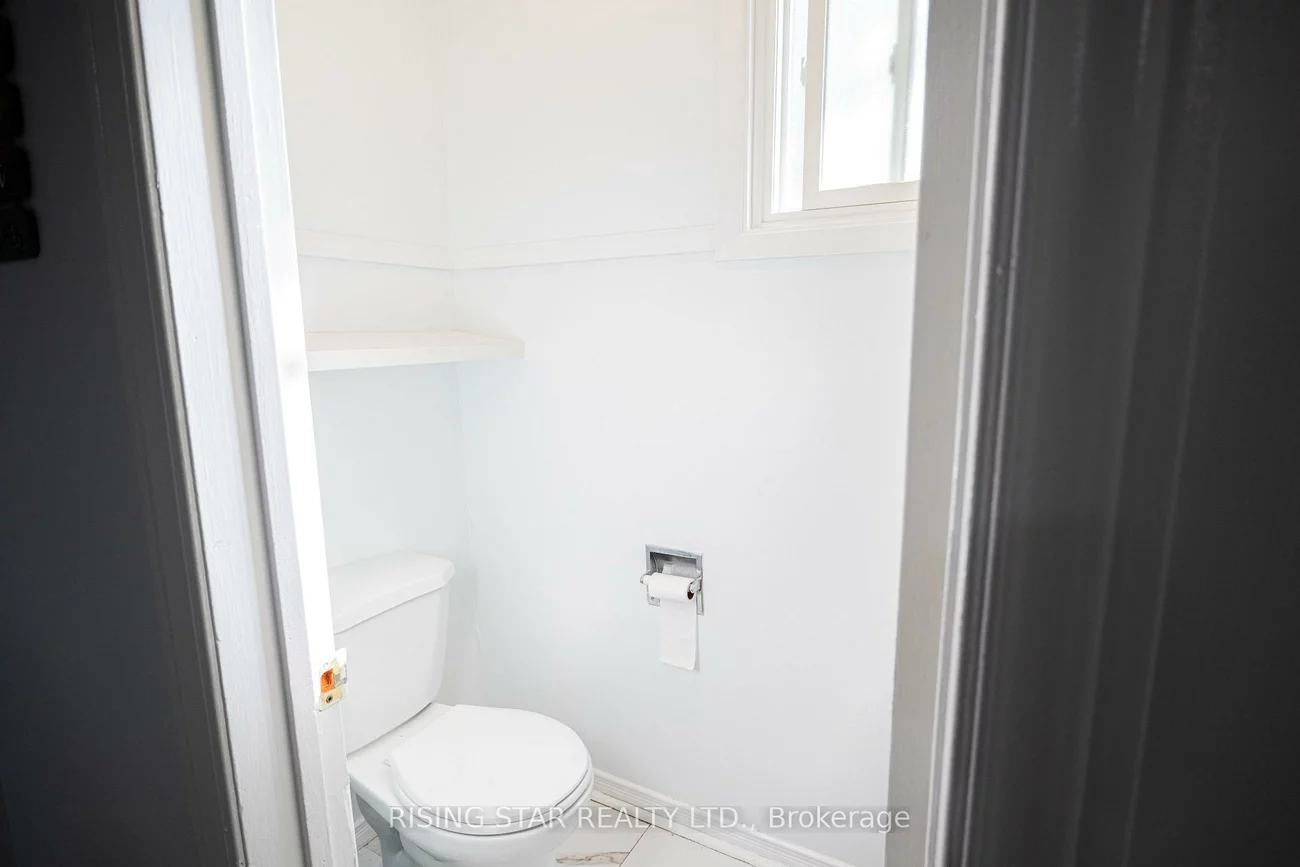 66, Enmount, Southgate, Brampton