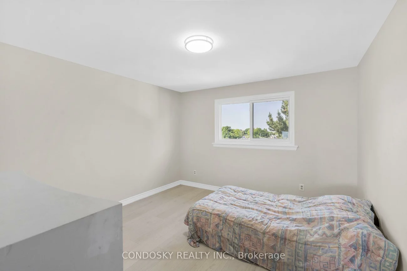 42, Village, Brampton East, Brampton