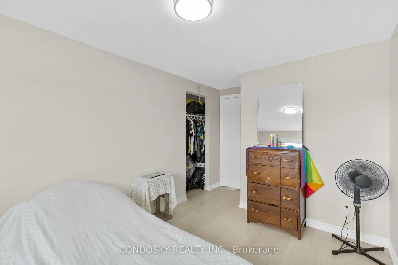 42, Village, Brampton East, Brampton