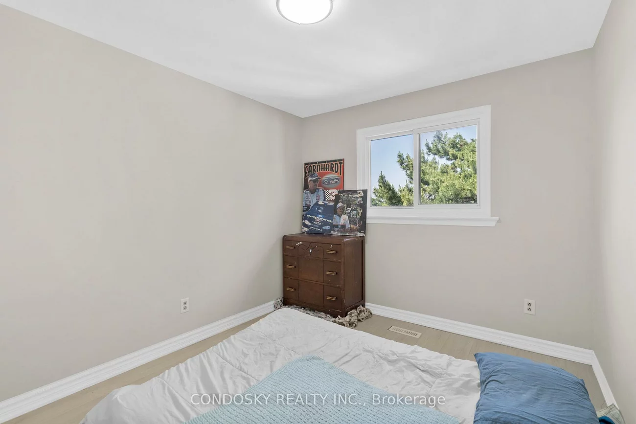 42, Village, Brampton East, Brampton