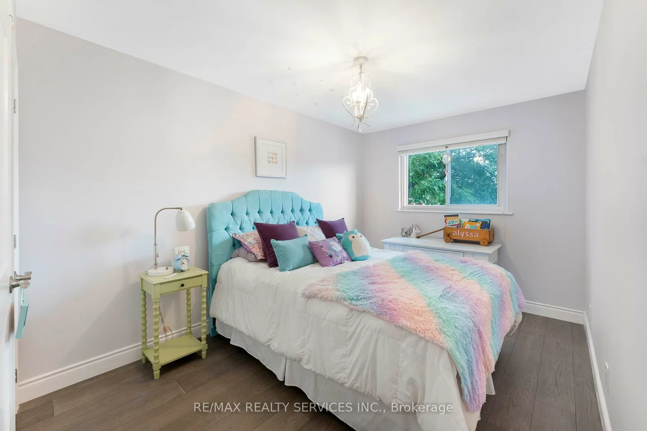 94, Guildford, Central Park, Brampton