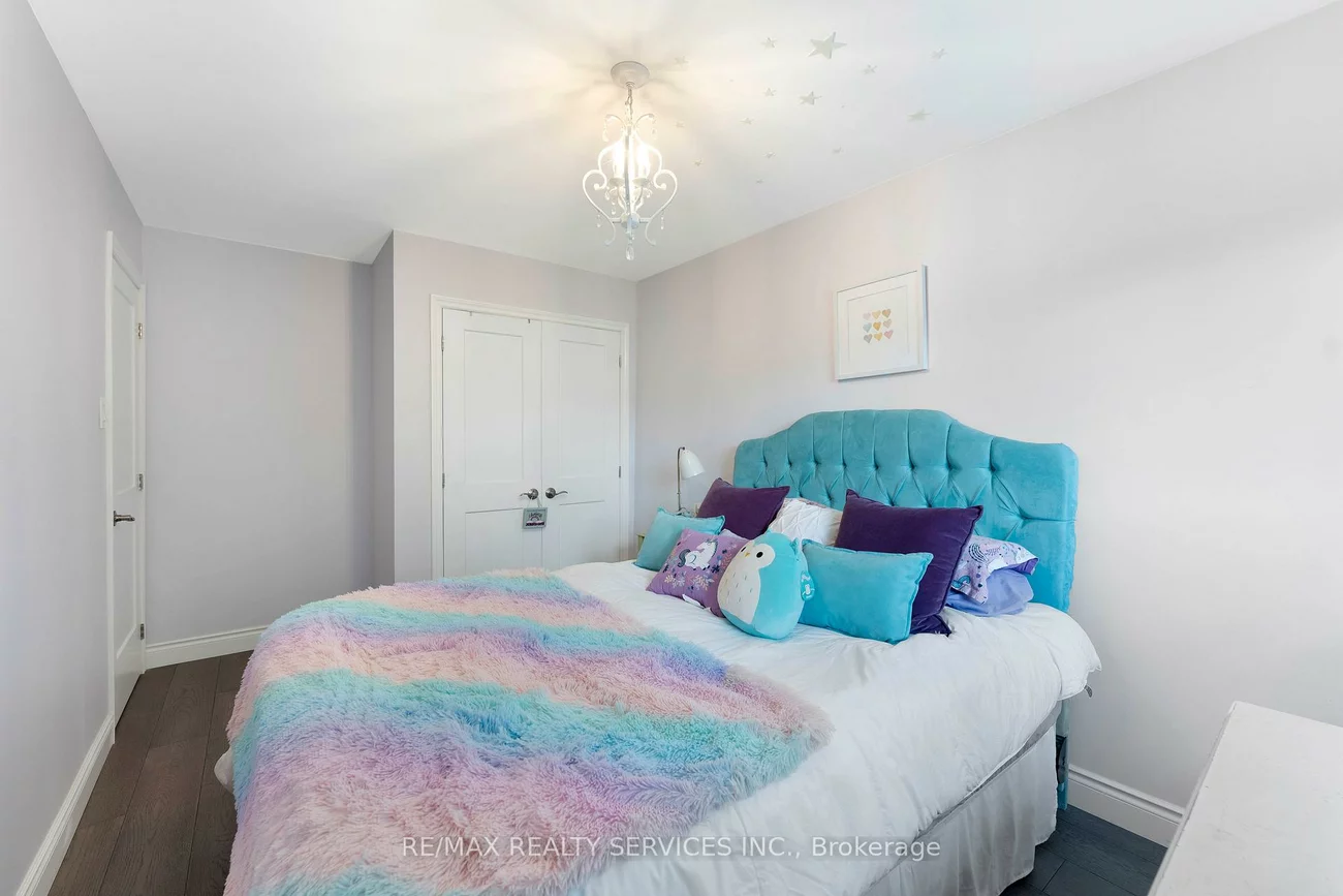 94, Guildford, Central Park, Brampton