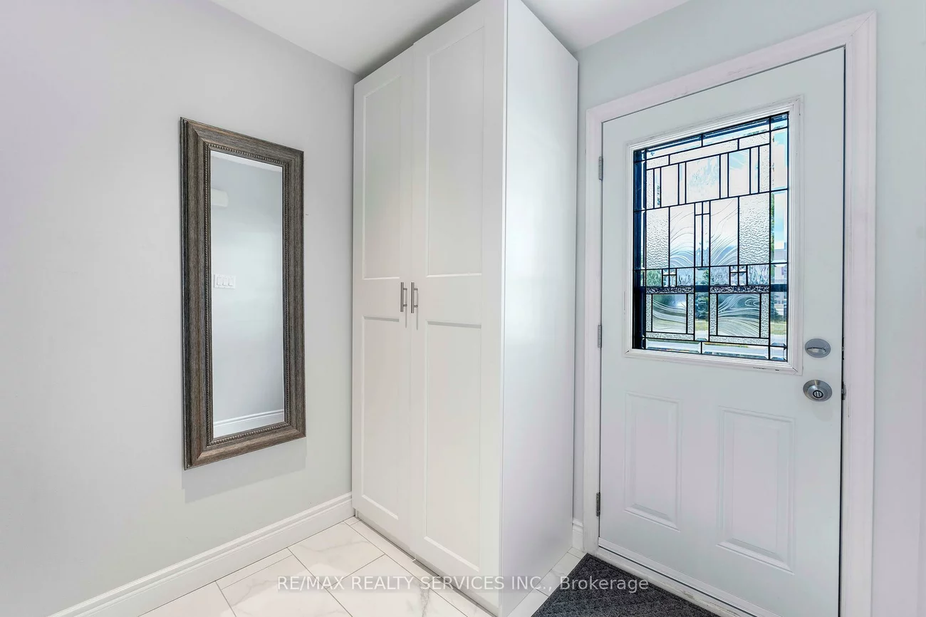 94, Guildford, Central Park, Brampton
