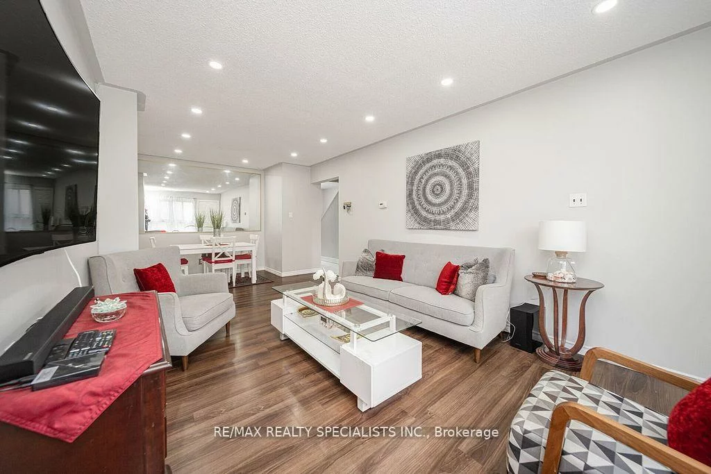 308, Fleetwood, Southgate, Brampton