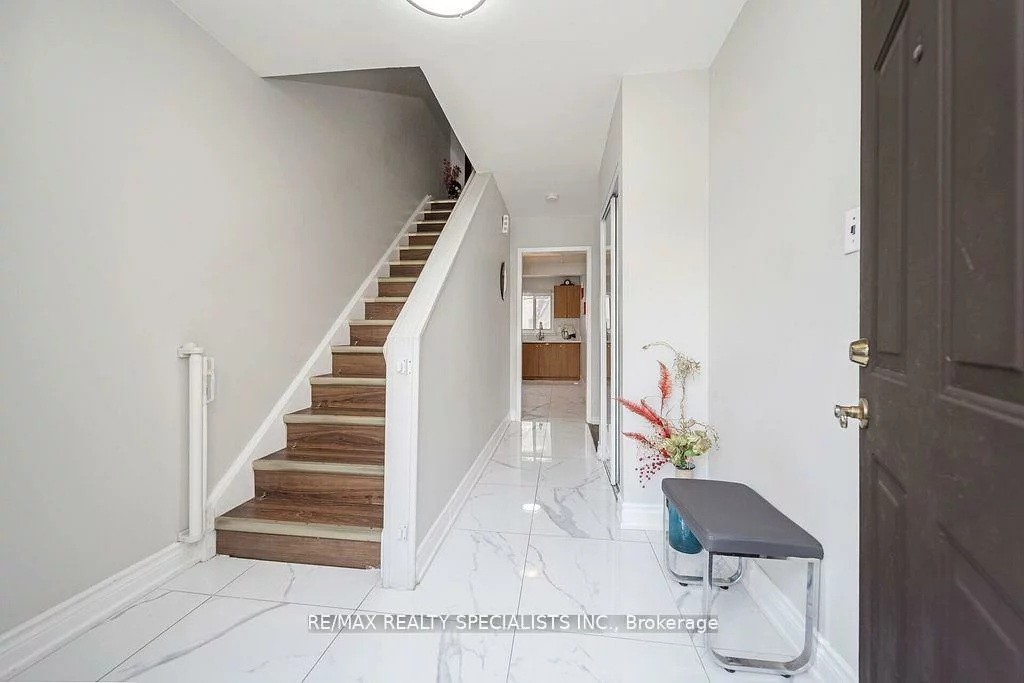 308, Fleetwood, Southgate, Brampton