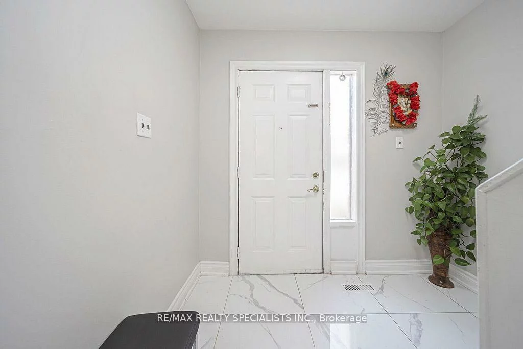 308, Fleetwood, Southgate, Brampton