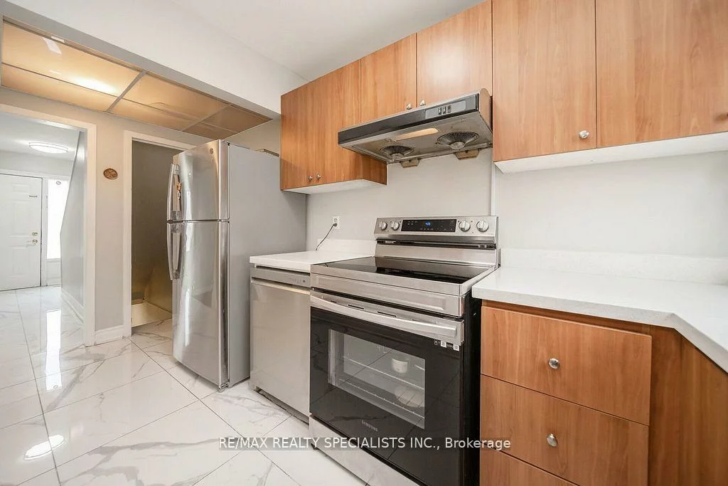 308, Fleetwood, Southgate, Brampton