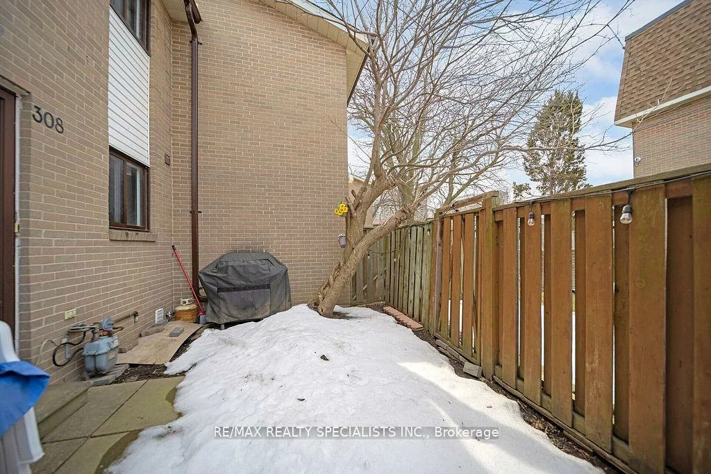 308, Fleetwood, Southgate, Brampton