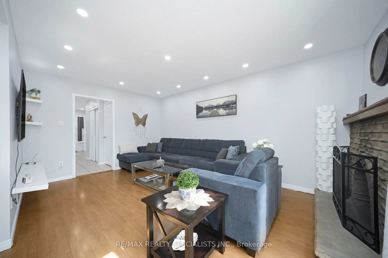 30, Greenwich, Northgate, Brampton