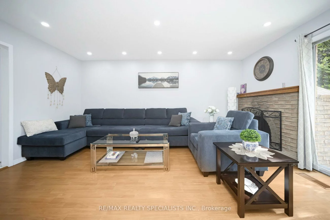 30, Greenwich, Northgate, Brampton