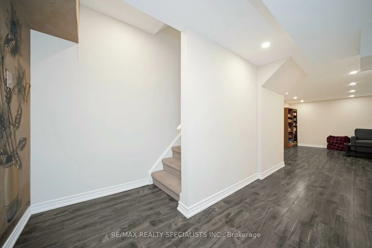 30, Greenwich, Northgate, Brampton