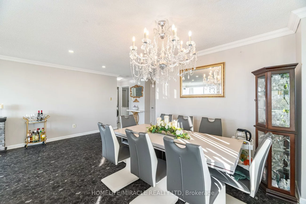 26, Hanover, Queen Street Corridor, Brampton