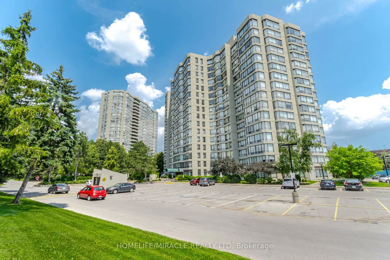 26, Hanover, Queen Street Corridor, Brampton