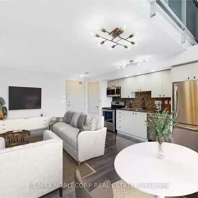 215, Queen, Bramalea North Industrial, Brampton