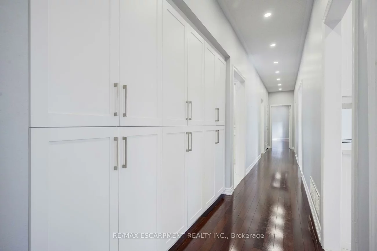 12, Larkdale, Sandringham-Wellington, Brampton