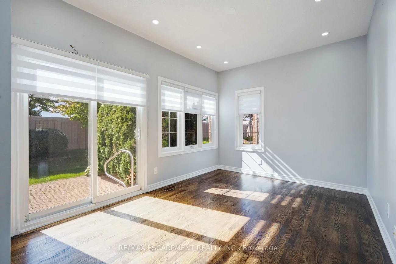 12, Larkdale, Sandringham-Wellington, Brampton