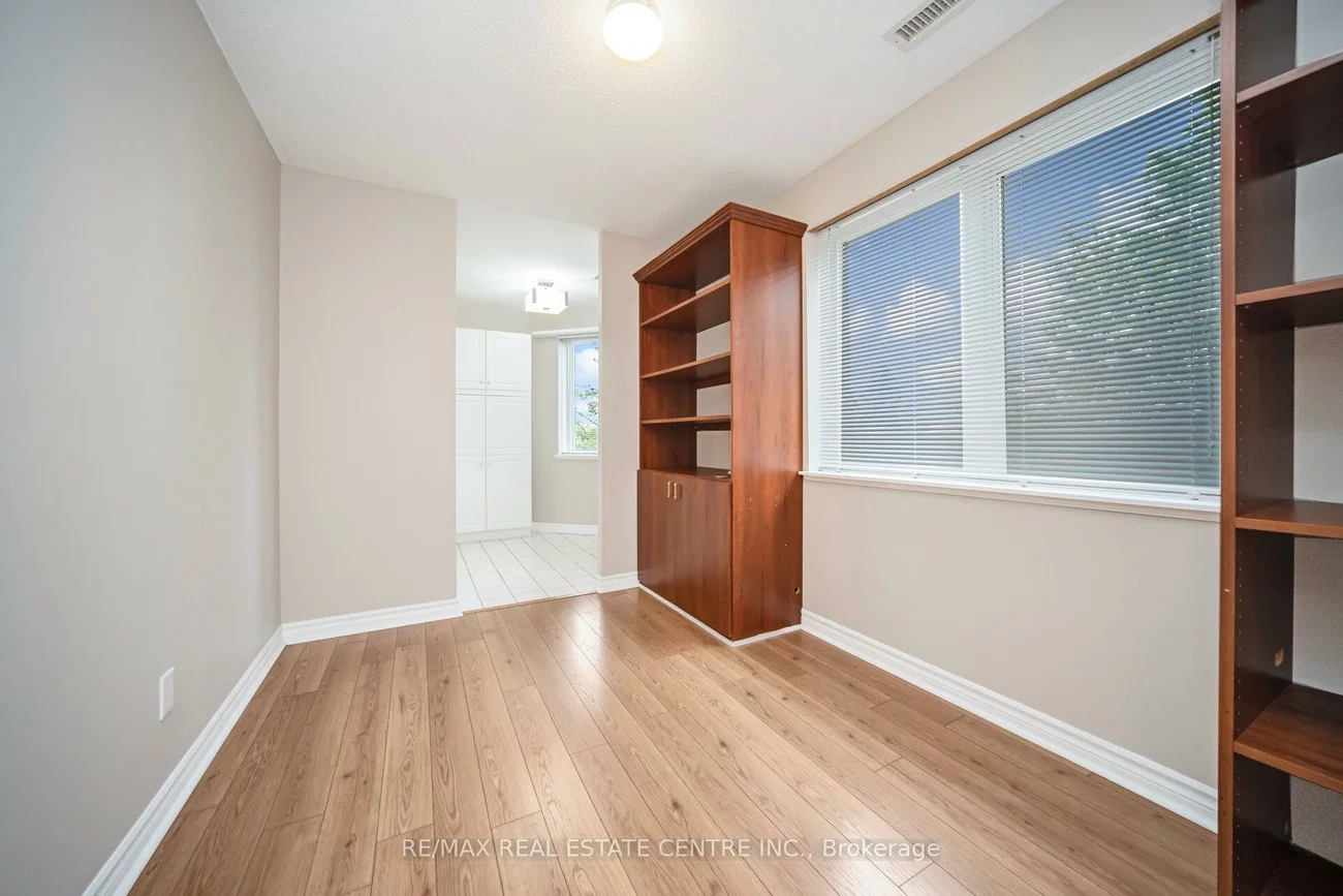 3, Dayspring, Goreway Drive Corridor, Brampton