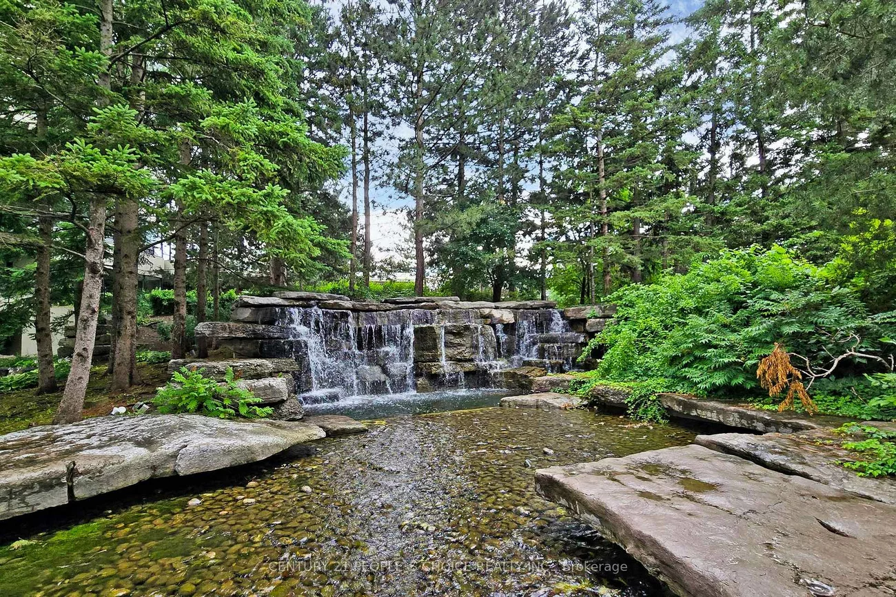 24, Hanover, Queen Street Corridor, Brampton