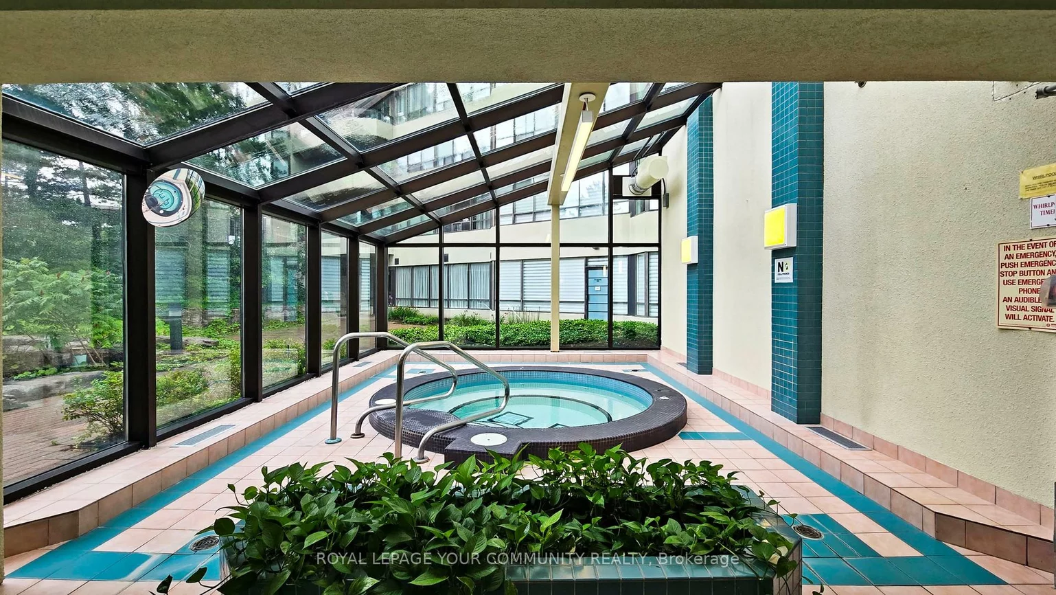 24, Hanover, Queen Street Corridor, Brampton