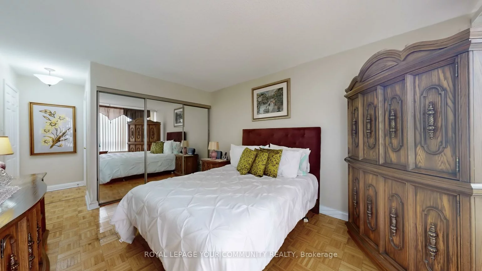 24, Hanover, Queen Street Corridor, Brampton