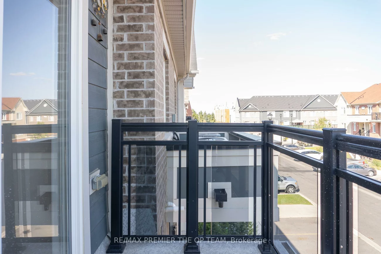 250, Sunny Meadow, Sandringham-Wellington, Brampton