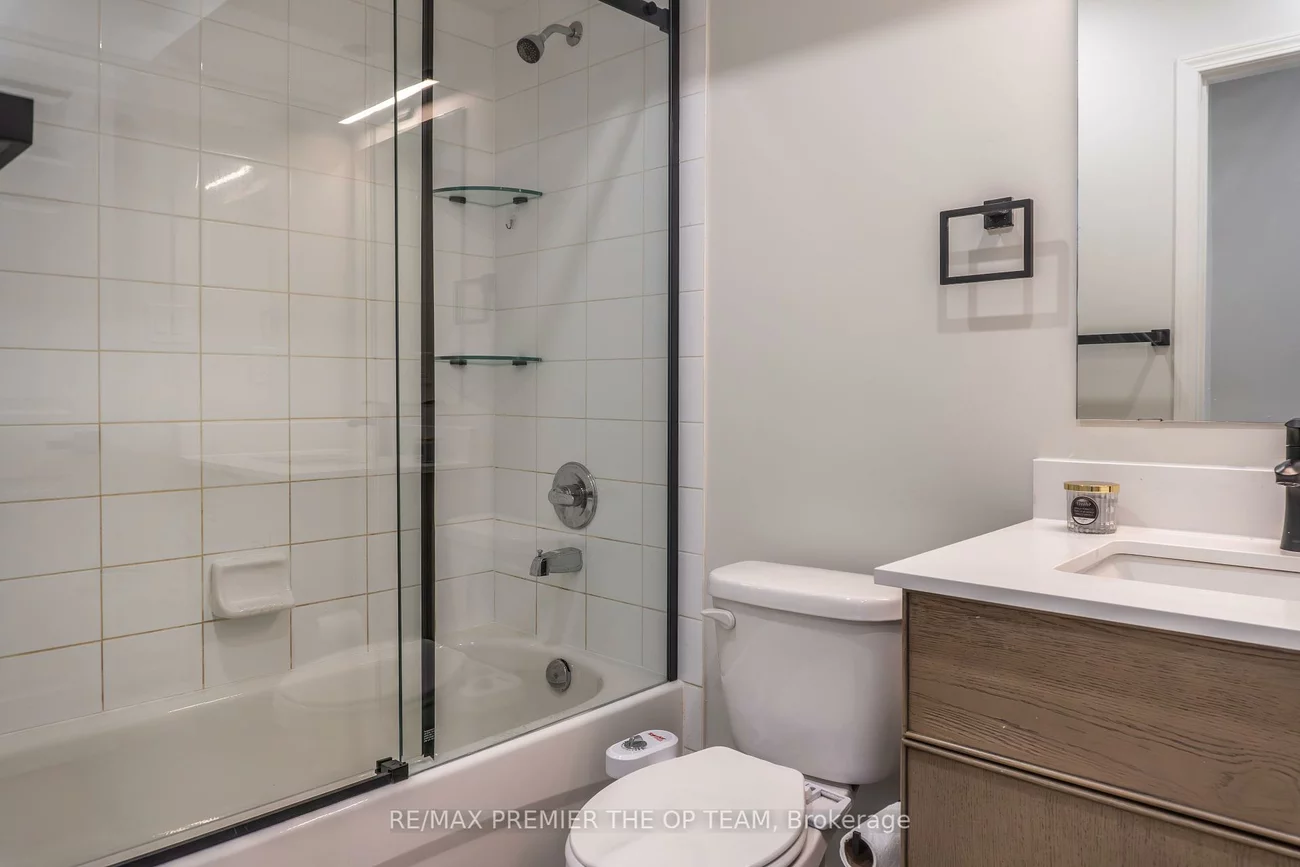 250, Sunny Meadow, Sandringham-Wellington, Brampton