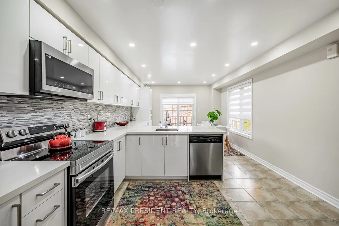 10, Shiraz, Sandringham-Wellington, Brampton