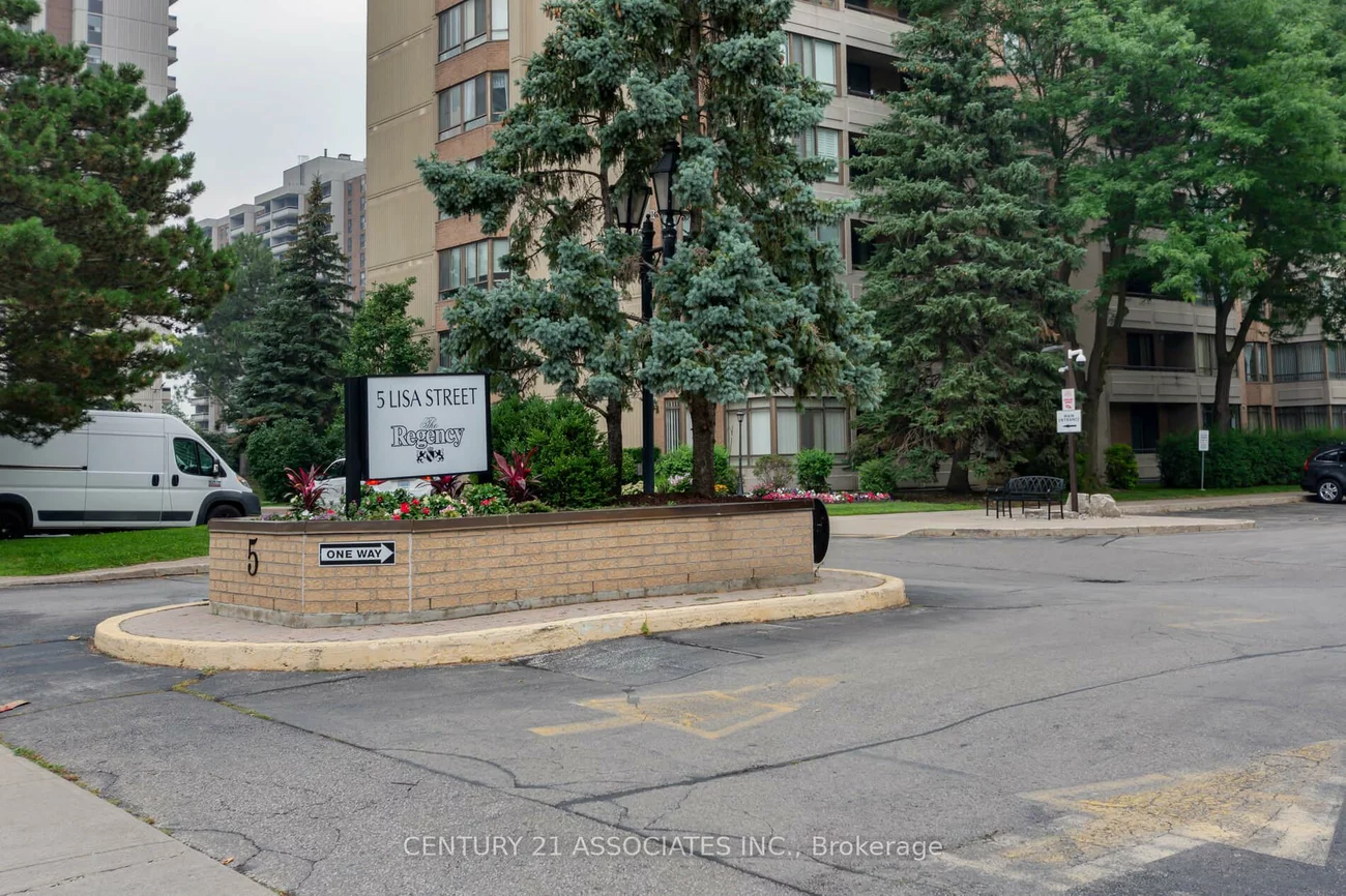 5, Lisa, Queen Street Corridor, Brampton