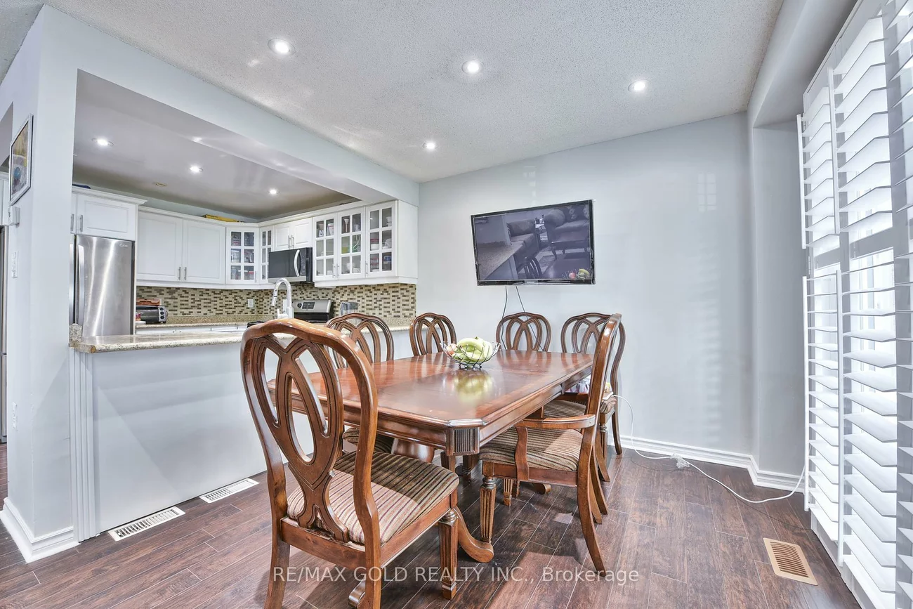 399, Vodden, Madoc, Brampton