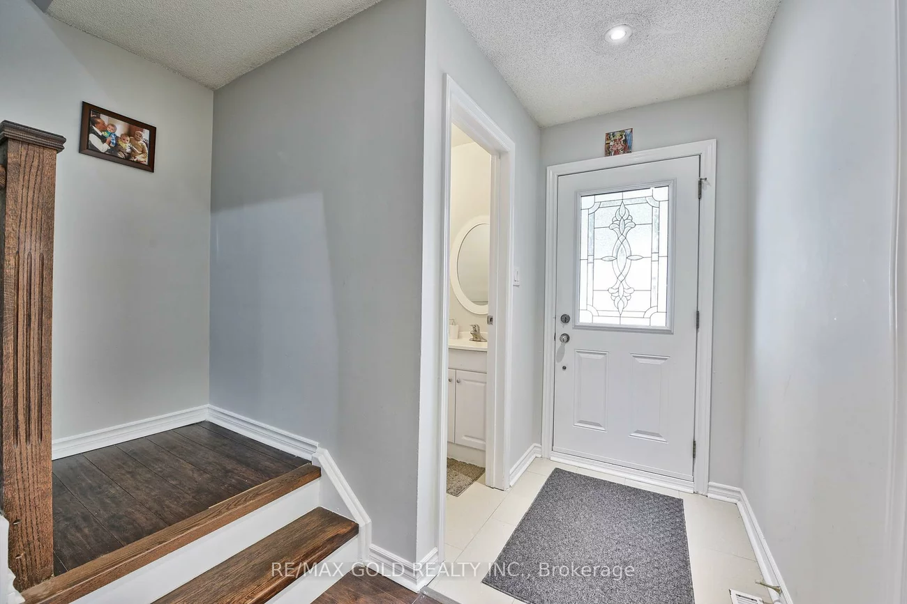 399, Vodden, Madoc, Brampton