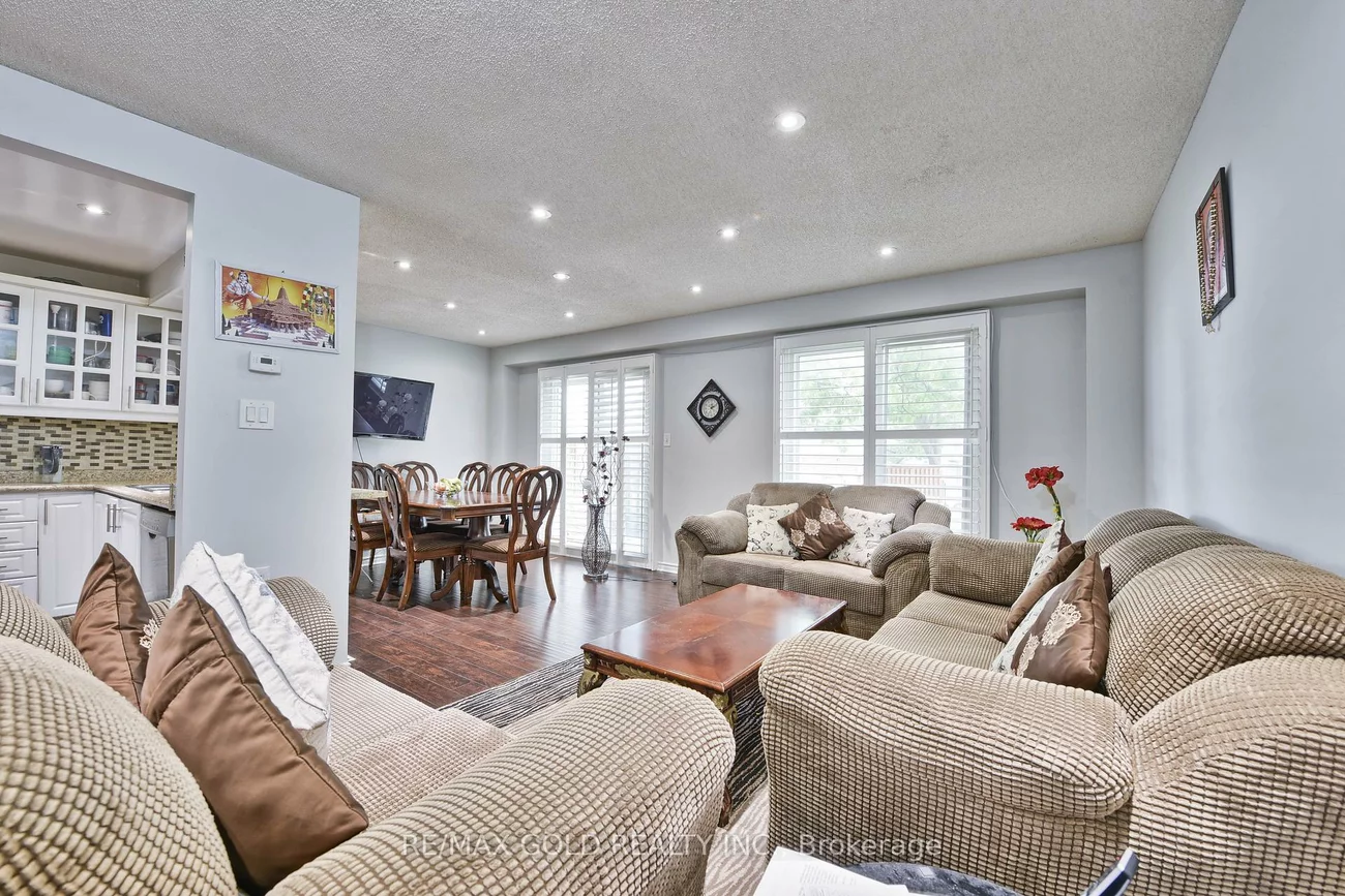 399, Vodden, Madoc, Brampton