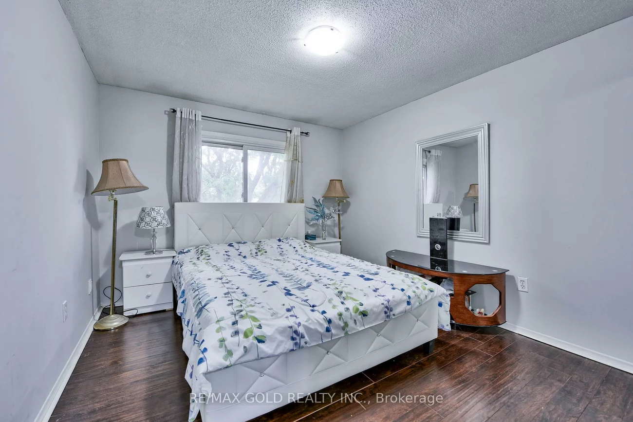 399, Vodden, Madoc, Brampton