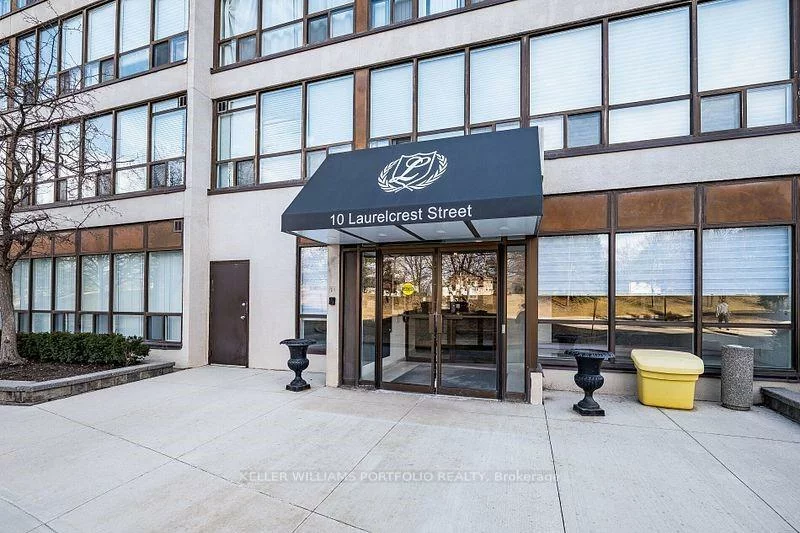 10, Laurelcrest, Queen Street Corridor, Brampton