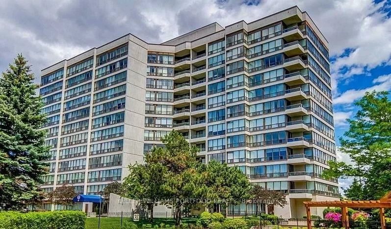 10, Laurelcrest, Queen Street Corridor, Brampton