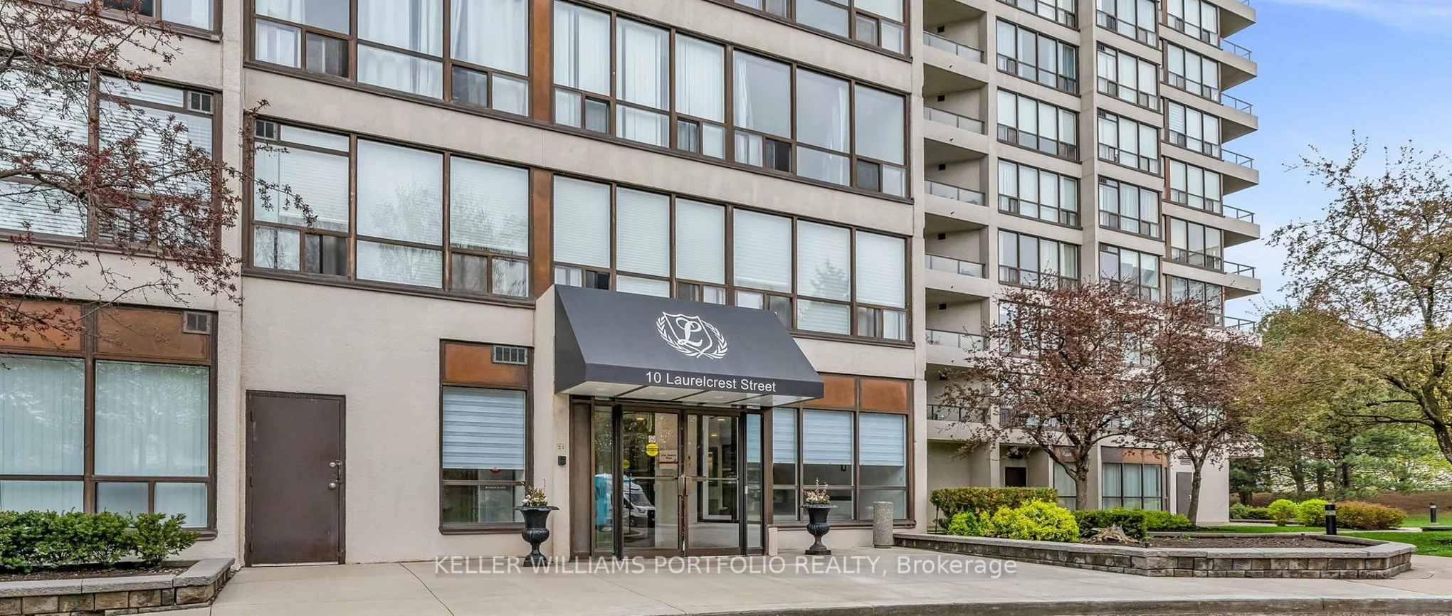 10, Laurelcrest, Queen Street Corridor, Brampton