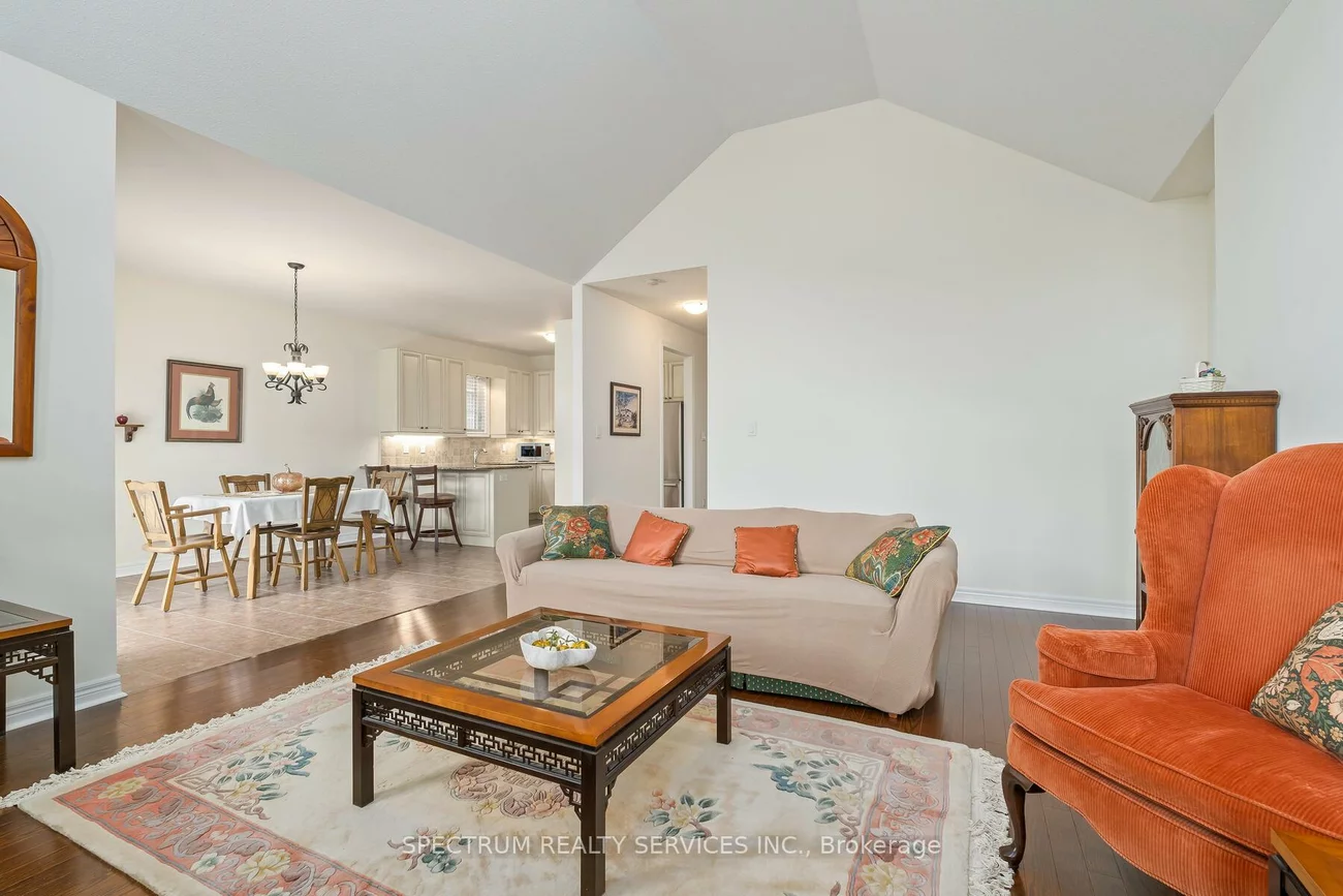 74, Locust, Sandringham-Wellington, Brampton