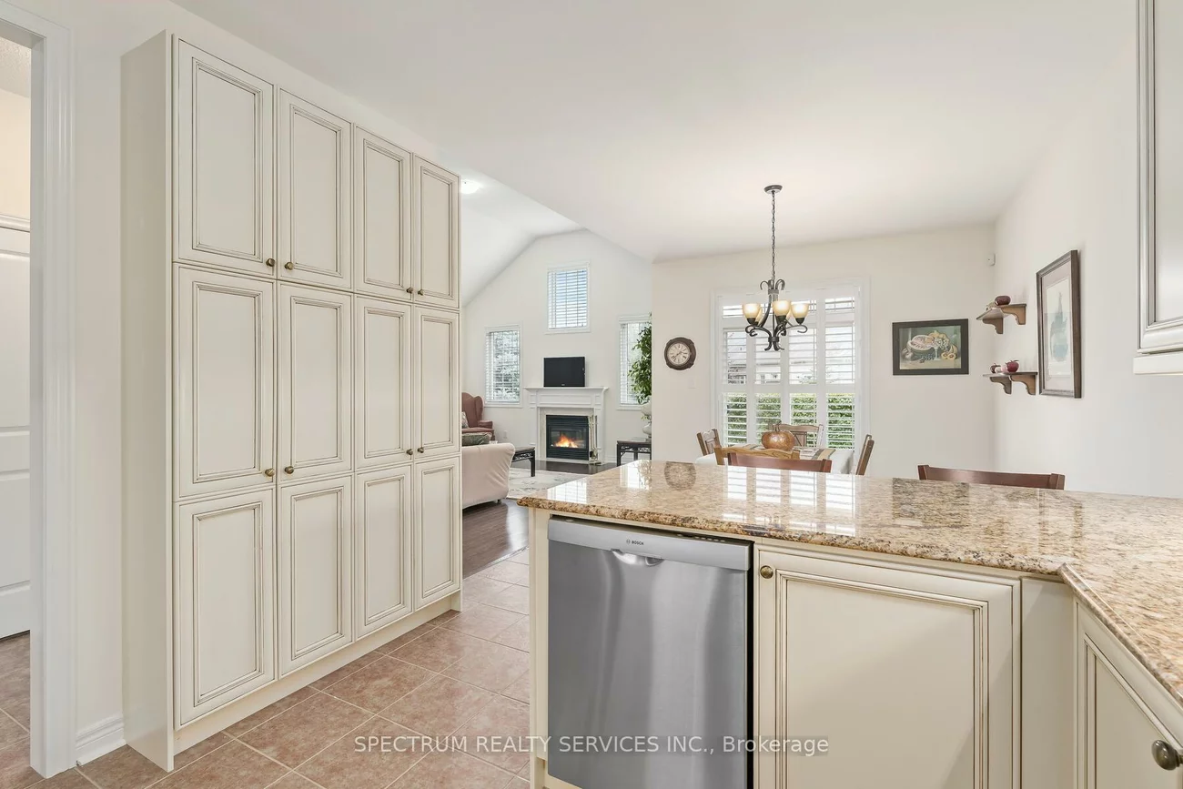 74, Locust, Sandringham-Wellington, Brampton
