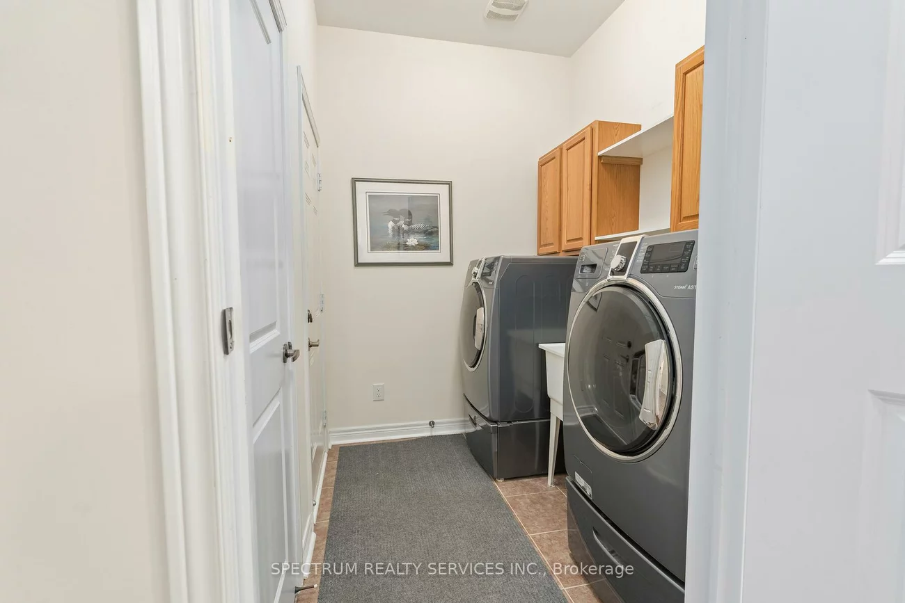 74, Locust, Sandringham-Wellington, Brampton