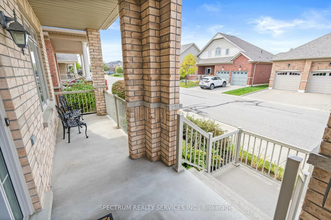 74, Locust, Sandringham-Wellington, Brampton