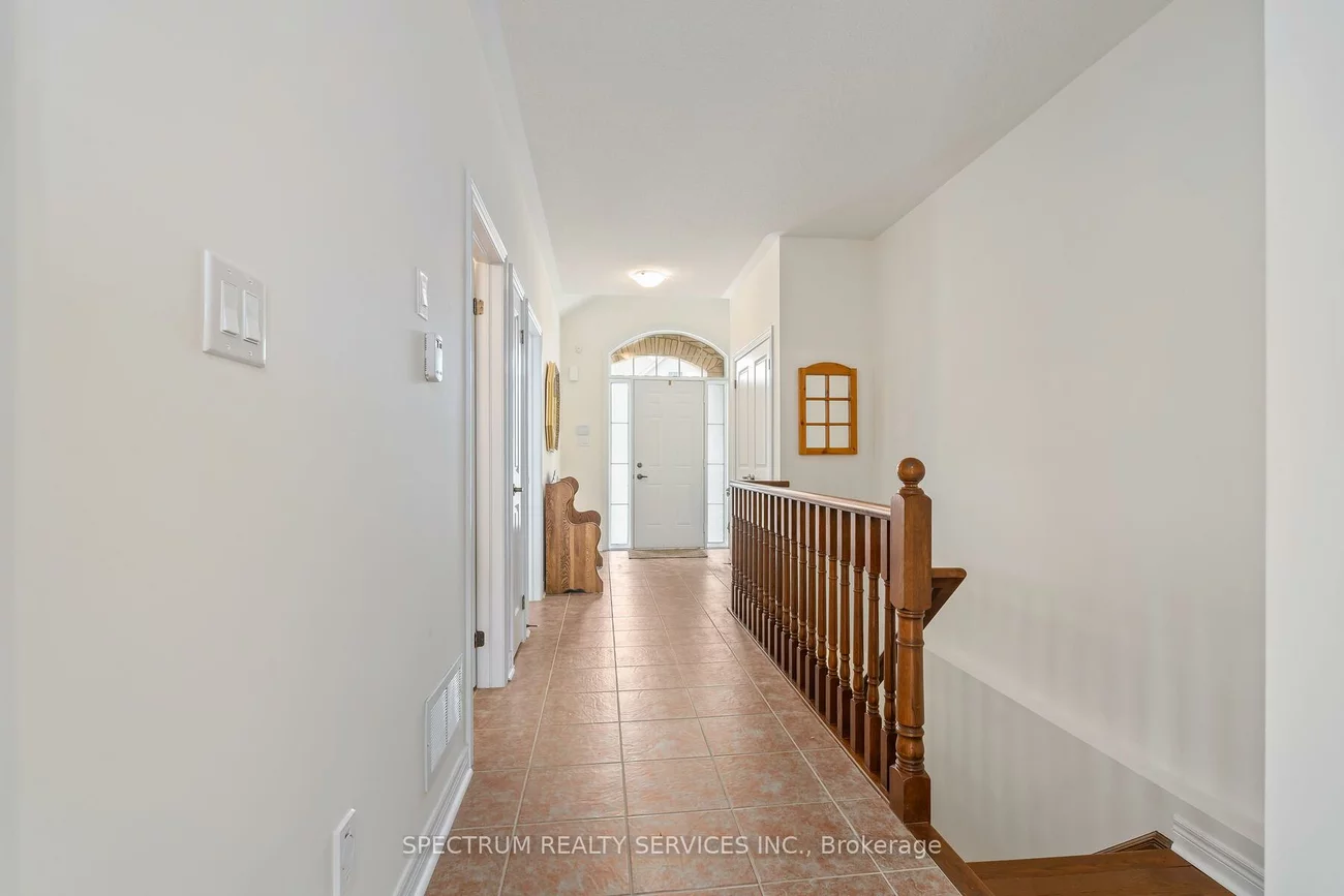 74, Locust, Sandringham-Wellington, Brampton